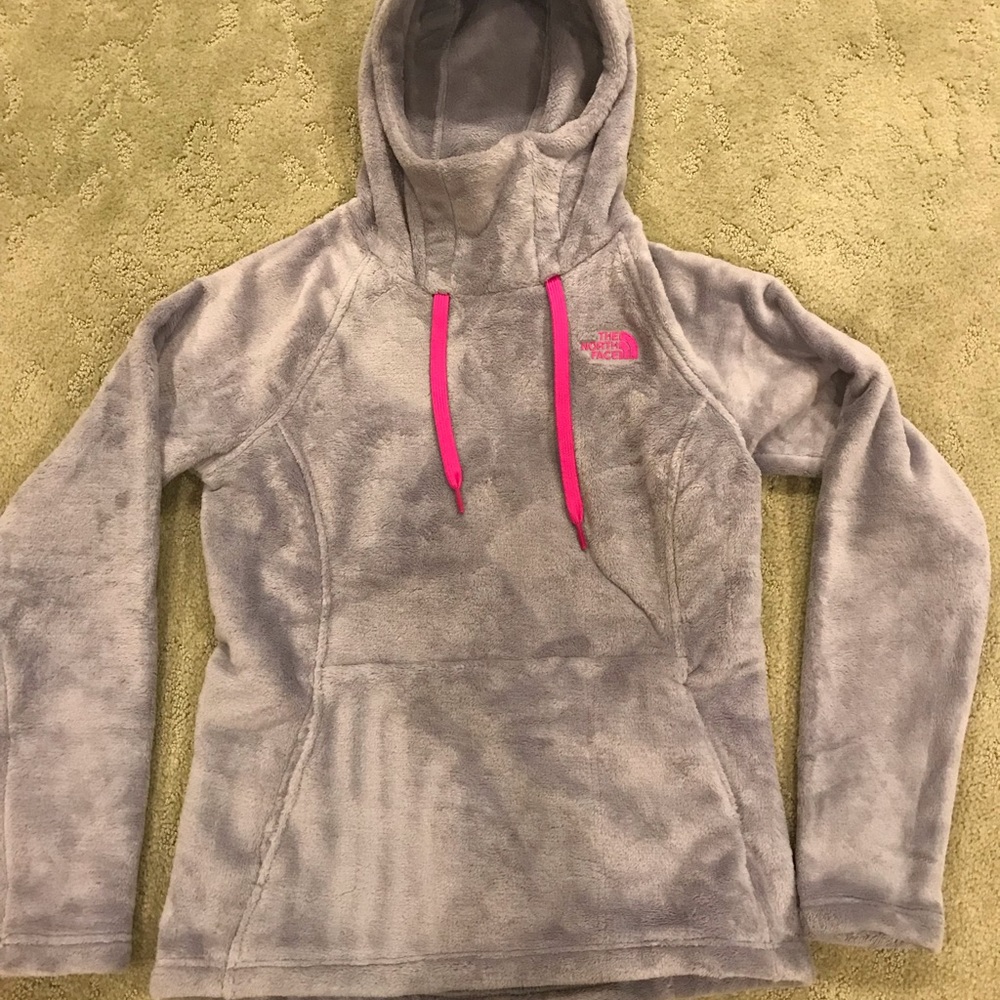 Hoodie, covers neck as well
